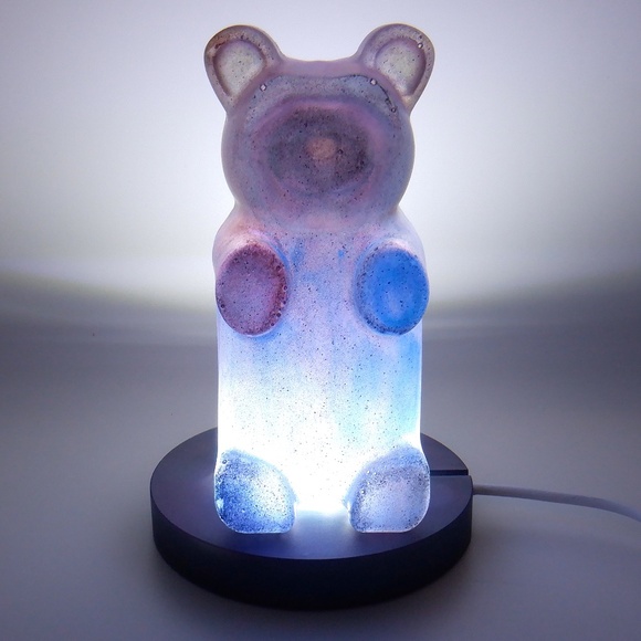 Jumbo Resin Gummy Bear & Base Lamp - Picture 3 of 16